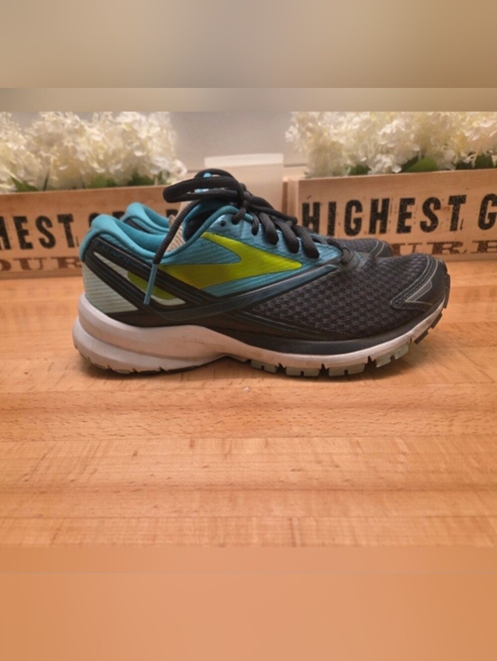 Brooks Launch 4 Running Sneakers Athletic Shoes Womens Size 7 Dark Gray Teal